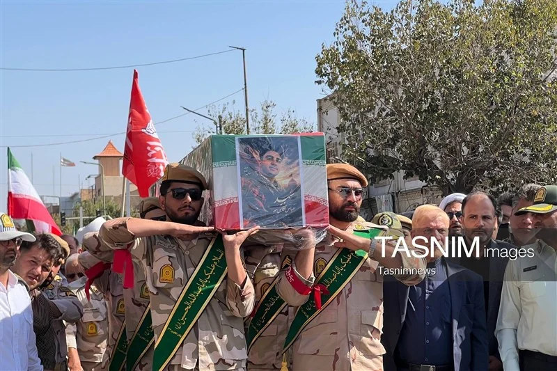 پیکر شهید امنیت در قم تشییع و به خاک سپرده شد+ فیلم